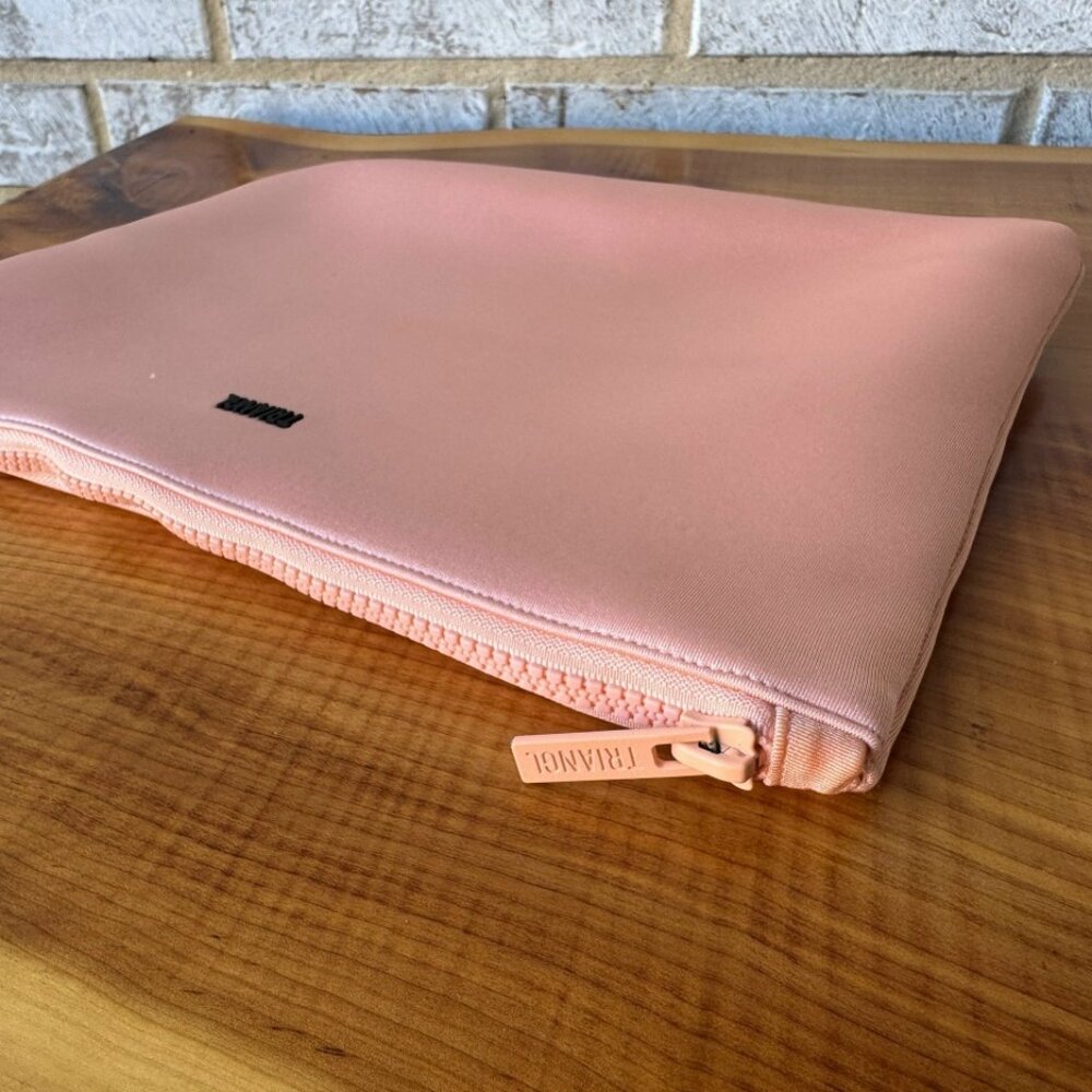 TRIANGL Blush Pink Swimsuit Travel Clutch Bag - Picture 3 of 7